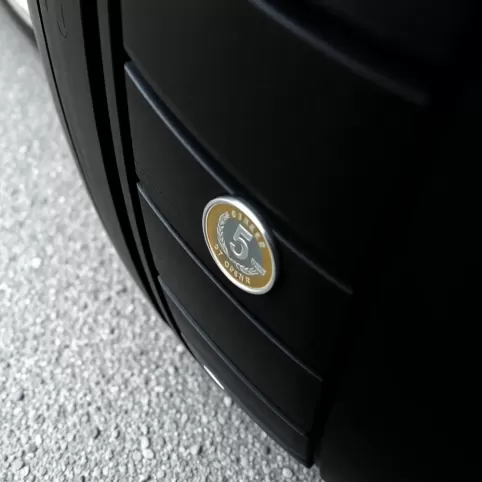 Jak zmierzyć bieżnik opony bez miernika